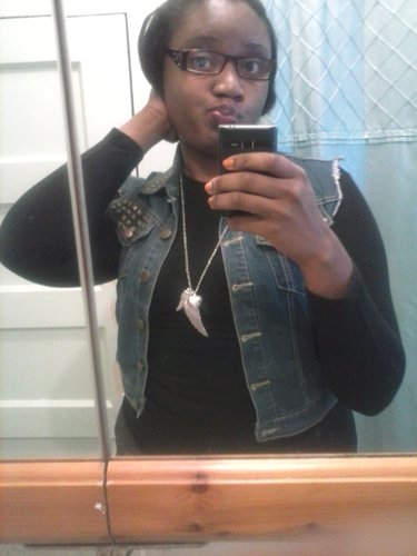 I AM NOT A DIFFICULT PERSON....... IF U WANNA KNO MORE ABOUT ME TWEET IT TO ME......