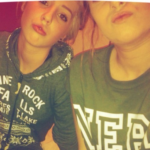 I am cool Follow me and ill follow back:-)