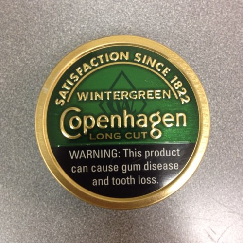 DIPor_DIE's profile picture. dippin with the bros