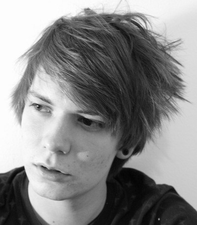 Hey... I'm Sven... They all call me Picasso... Or Rainbows... Please don't call me Rainbows... [OC Multiverse RP] [All Ages]