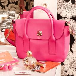 GlamorousBagsC's profile picture. VENTA de bolsos, perfumes y cosméticos. TODAS LAS MARCAS: Louis Vuitton, Michael Kors, Carolina Herrera, Chanel, Coach, etc.