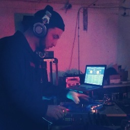 Beatsmith x Vinyl Connoisseur x Crossfader Assassin x SRNC.........

For booking inquiries CONTACT: senordubs@gmail.com