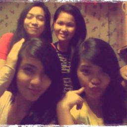 Singers/Dancers/Pretty but Simple... Please Follow US & WE will FollowBack! thankyou :**