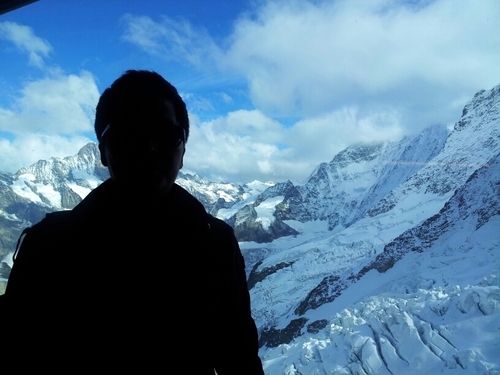 allu9744's profile picture. Hi