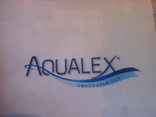 zwembadrenovatie, aanleg, service, onderhoud, installatie upgrade,