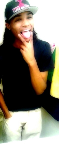 → Follow me, I'll follow back.Follow my Bay @His_UNO,#cali #track #PuertoRican #music