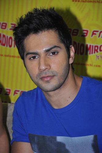 I am in love with @varun_dvn 
If u r a Varun fan, follow me. I love @justinbieber One tree hill & vampire diaries are the best shows ever!