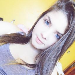 agitada,Calma, paciente, carinhosa,

Sensível, romântica, superligada & boba :c Follow -me? ;3