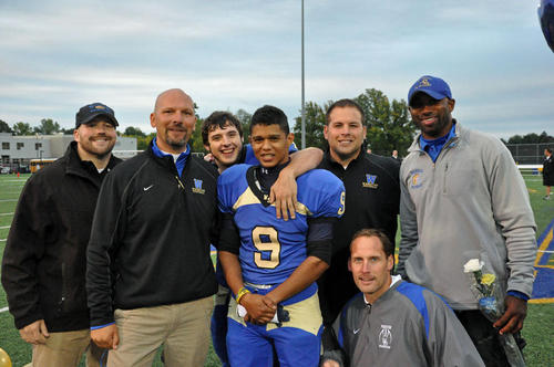 Coach my favorite team @Schroederftball ⚔️ | University at Buffalo 🏈 Alum | Business and Marketing Educator | Air Raid Certified 🏴‍☠️