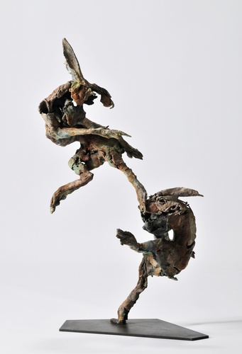 I am a sculptor whose work explores the dynamic relationship between form and movement.