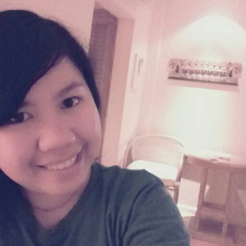 RiaWbw's profile picture. saya yang selalu bersemangat dan ceria