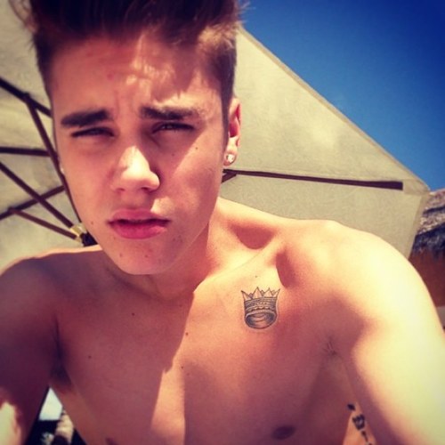 ♡ Family #28MillionBeliebers♡ ❥ @justinbieber ❘i cant describe how much he means 2 me❘He changed my life❘i will always love him♡ #BELIEVEing Since09 ♡ Scute♡