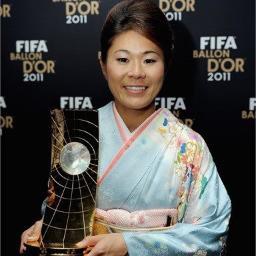 Player of Japan Women's Selection No.10
Best Female of FIFA 2011 Gold Boot and Gold Ball 2011 in the FIFA Women's World Cup 2011.
Twitter Official