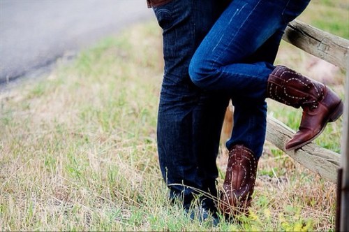 Southern___Sass's profile picture. You now your a redneck when the top of your hand smells like gun powder and the bottom smells like BBQ, and you cant say which you like more!