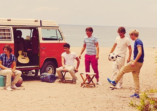 MaartinaEstanga's profile picture. Directioner Por Siempre ------http://t.co/qP2G32P3bEhttp://t.co/OVvM3umh52