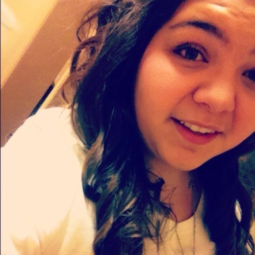 Hey im liz , whudddup