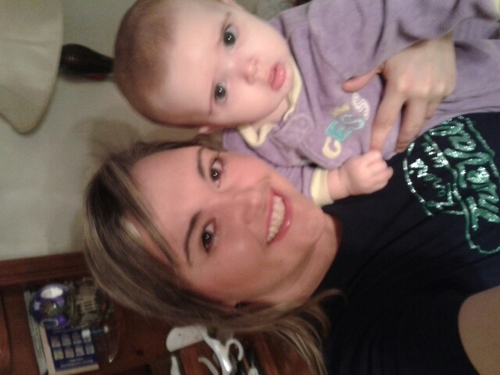 jqueen6907's profile picture. 