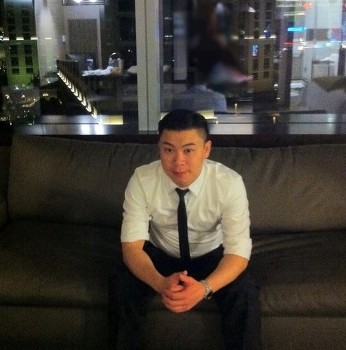 Justxloungin's profile picture. 