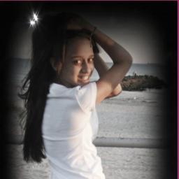 Yanibel Mendez L. http://t.co/Z3EjD4BA …
Sigueme && Tee Siqo'