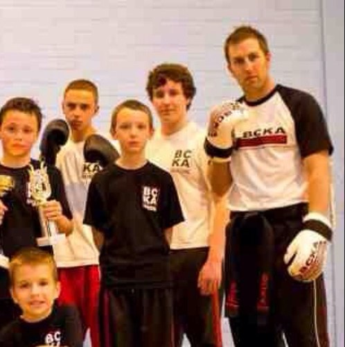 2nd Degree Black Sash in kung-fu, 2nd Degree black belt kickboxing England Squad member. Loves a laugh and a joke. Friendly and approachable.