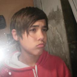 Sin querer sin pensar yo de ti me fui enamorando(8
Te amo mucho Jony(L) yo elu