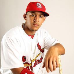 I love the Saint Louis @Cardinals ! They are all amazing and I can't wait for the new season! @jonjayU answered me; it was the greatest day ever!