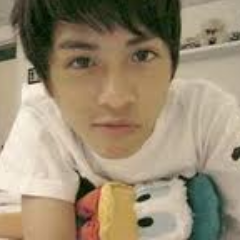 Mirror is my the best friend because when i cry it never laughs. Never. Lose. Hope.
#F4F #TeamFollowBack
