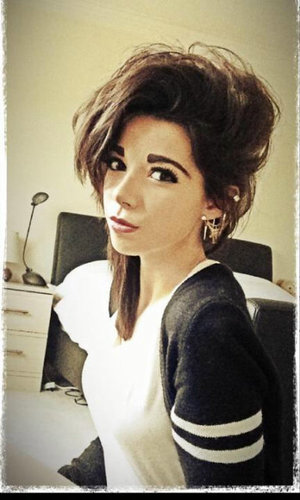 dickhead_jade's profile picture. I do to much to please others rather than my self