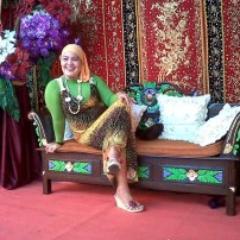 Hadapi semua Dengan Senyuman
