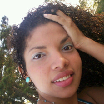 bella_guz's profile picture. 