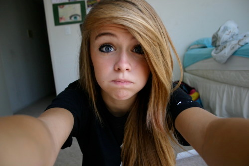 TeenQuo25557265's profile picture. Goal 50
Follow, I follow back.
Thank youzz =^.^=