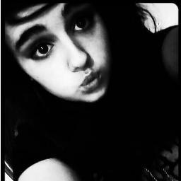 Hi I'm welsh kay? Ronnie radke and spongebob are total babes agreed?;) I FOLLOW YOU BACK!