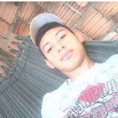 LuiizFelliphe's profile picture. 18 anos é a idade pra você fazer legalmente as coisas que já fazia desde os 15.