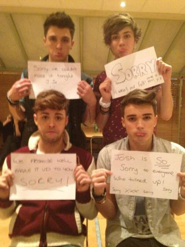 Apoyando a @unionjworld. Sonriendo por ellos. Amandolos a mas no poder. Luchando cada dia por verlos en España. #jcats.