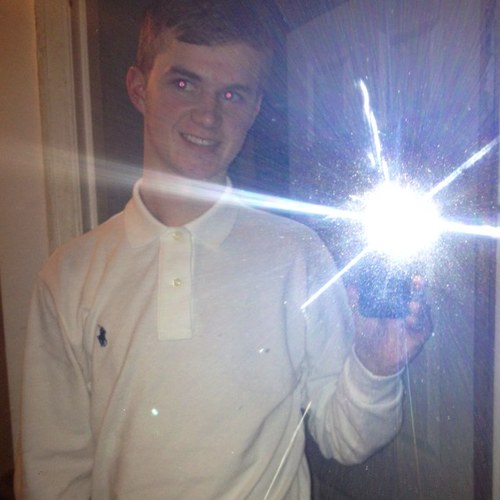 deadman335's profile picture. Follow me i follow back no wirdos please thankyou