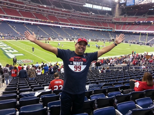 Fan of ALL HTown Sports and the Longhorns.