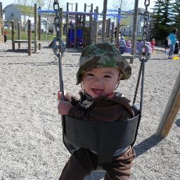 Investment advisor by trade - Broadway theatre and sports fan at heart. Proud husband and dad to two beautiful boys and a beautiful girl. Lifelong Albertan.