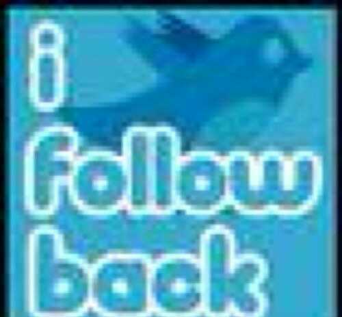 #TeamFollowBack vs TeamFollowDaily! Incorporate the hashtag #TeamFollowDaily in your tweets and bio instead of TeamFollowBack to get more followers! TFB vs #TFD