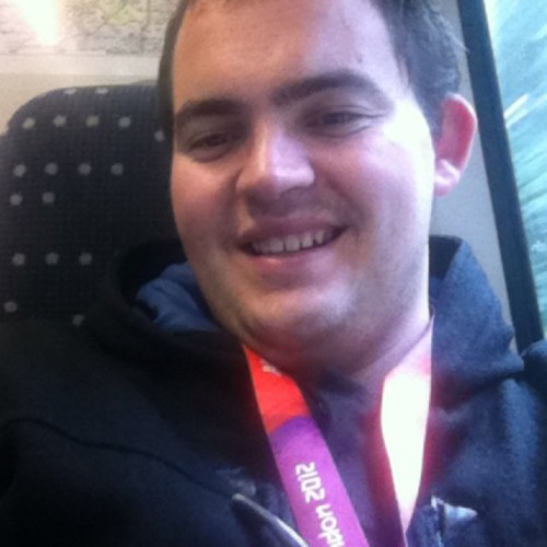 holiday soon cant wait and back to college soon as well cant complain at that lol