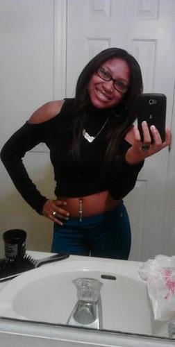 Live Love Laugh *6/20/10* My Fiance @No_Matta_Wat Has My Heart #PROUDMOMOFAZIAHHOWARD Im Liven Life To The Fullest R.I.P BRIAN #Free My Niggas Veasy,Saint,Turk