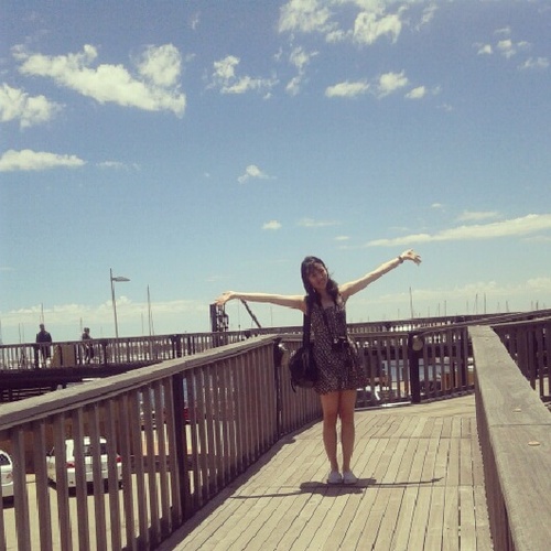 Feel free to follow me. I'm a ballerina who loves to read and wander around.