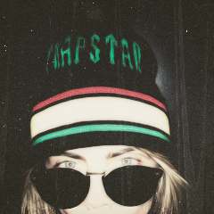 HayleyWaltchEPA's profile picture. |⊱✿Be sexy. Be true. Be wild. Be you.✿⊰ ||17||Super strenght|| Professional wrestler, master of many combat techniques|| ☮
I don't bite!  http://t.co/yDt0SJBG