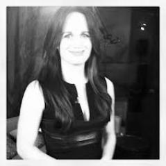 18+ Only. My name is Esme Anne Cullen. Looking for my loving family & Also my Carlisle. || RP/Single/MC || #IA.
