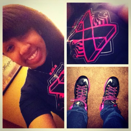 Siah N'Kailey  ♥  , Follow Me & My Girlfriend @caraaaa(: . 
BasketBall ; Softball ; Volley Ball ; Swim ; & Cheer . RIP Daddy Takeen  ♥