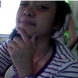 Ivy. 02-08 / My Attitude is Based on how you treat me :D Cute / Friendly. Always Smiling and Laughing. :-) Dougie Master xD
