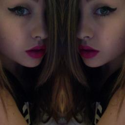 c0mposure's profile picture. laura jones
21
i make music