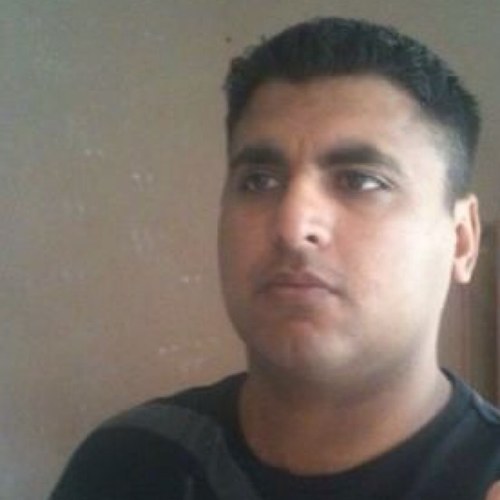 farjad2011's profile picture. Facebook makes you hate people you actually know. Twitter makes you love people you've never met. I #follow back