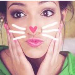 SarahLMota's profile picture. Sarah . 13 anos . Portugal .
              Shine bright like a Diamond.