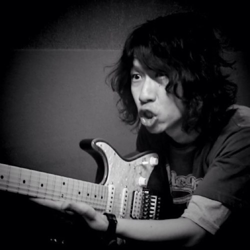 大阪⇆兵庫/♂/アラフォー独身/海外クラブ日本人サッカー選手応援/TM NETWORK/FANKS/SIAM SHADE/Cubase/suhr/RAS🎧/エレキギター/StarTrekTNG/DTM(復帰組)/エギング/バンドリ/R2.6.9大自二取得/MT-07/PCX125/NFT【※ RT非表示推奨】