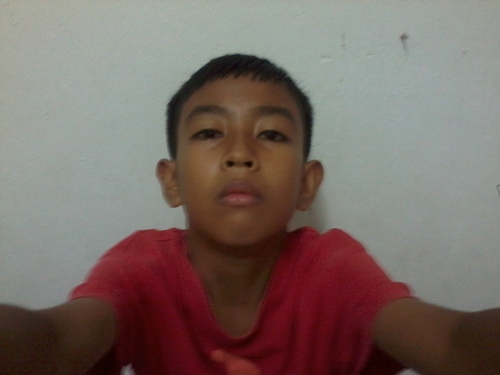hello i'm aliff shamsuri
follow me,if you follow me i'll follow you back